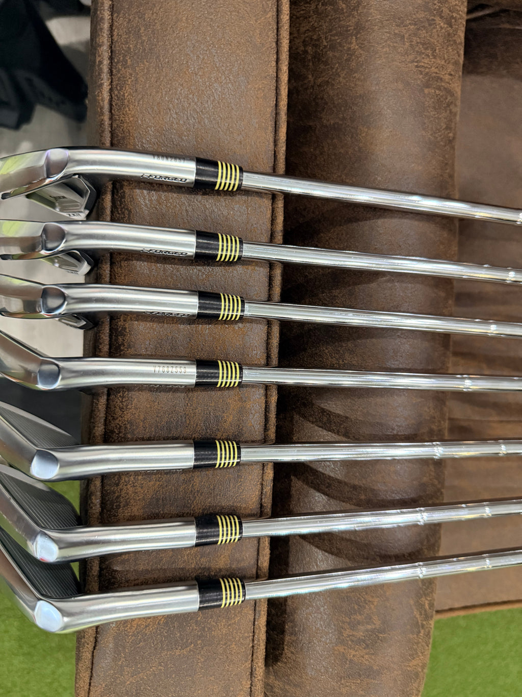 Srixon ZXi7 4-PW Iron Set - Used