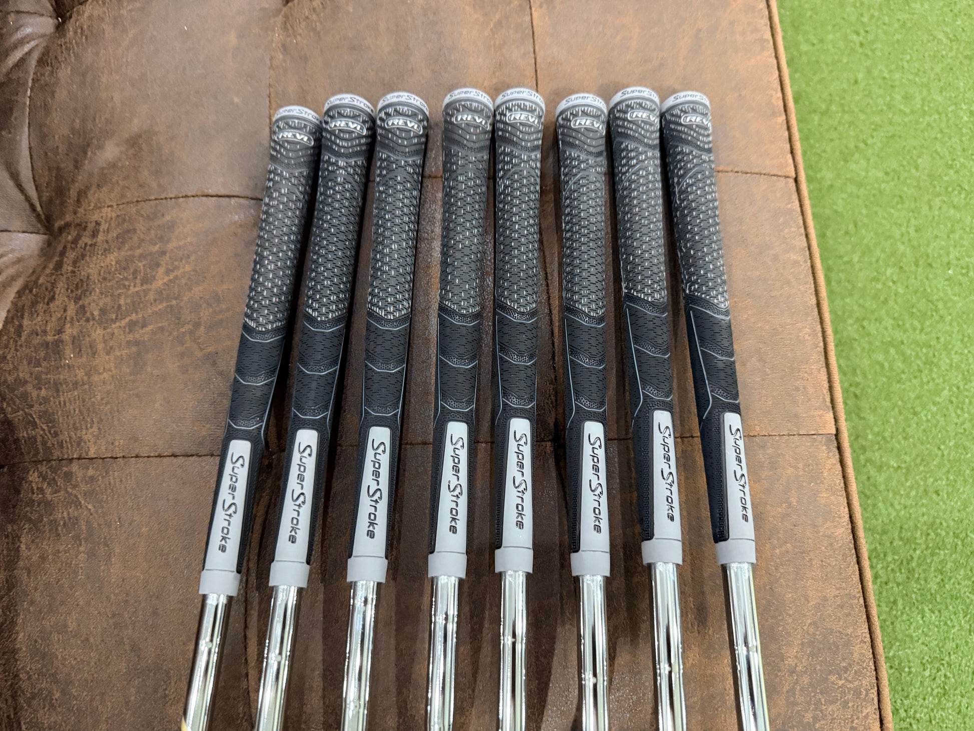 Avoda Origin Same Length 4-GW Iron Set - Used
